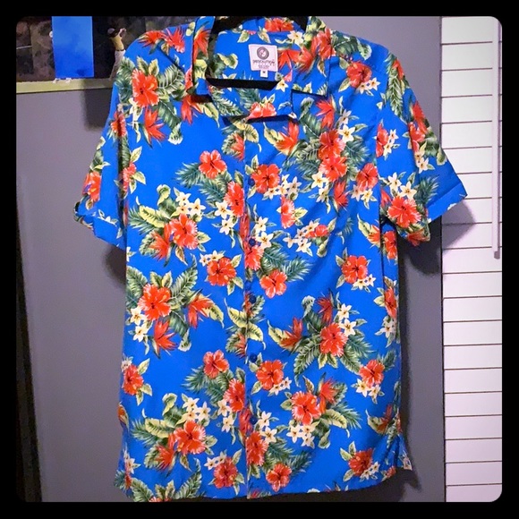 Shirt - Picture 1 of 2